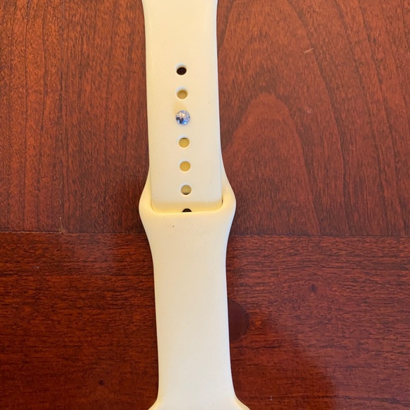 sport watch band for Apple Watch pale yellow 38mm - Picture 4 of 4